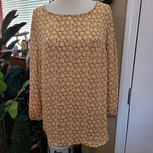 Spring Blouse Top Open Back Floral Orange Brown Daisies Open Back 1X - Picture 2 of 8